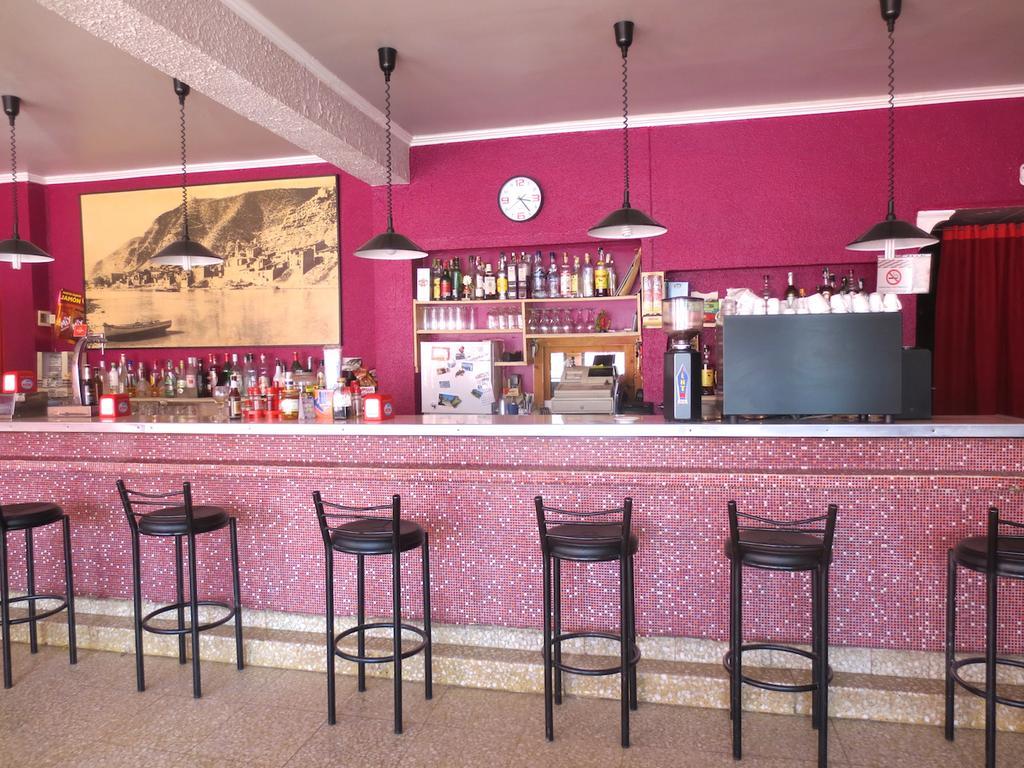 Hostal Roca Fayon Екстер'єр фото