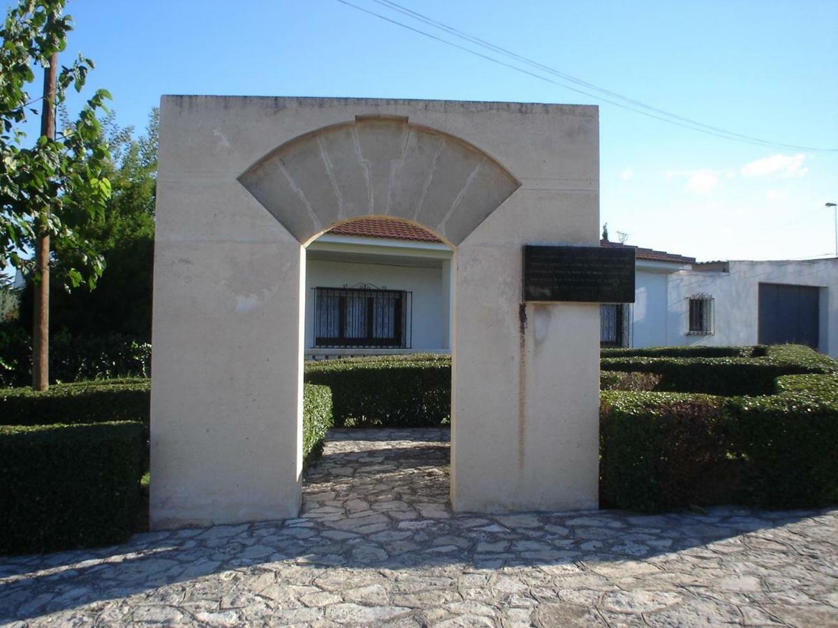Hostal Roca Fayon Екстер'єр фото